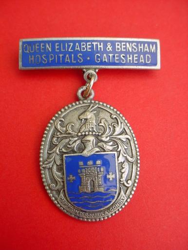 Queen Elizabeth & Bensham Hospitals Gateshead Nurses badge