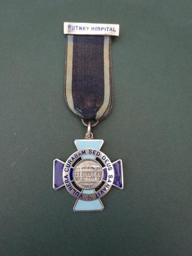 Putney Hospital Silver Nurses badge.