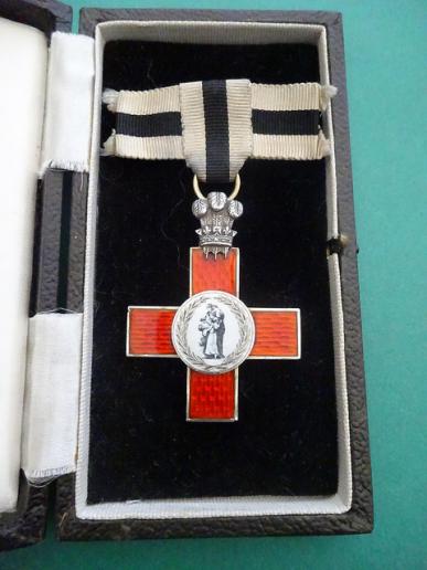 Order of the League of Mercy,Cased Silver gilt medal