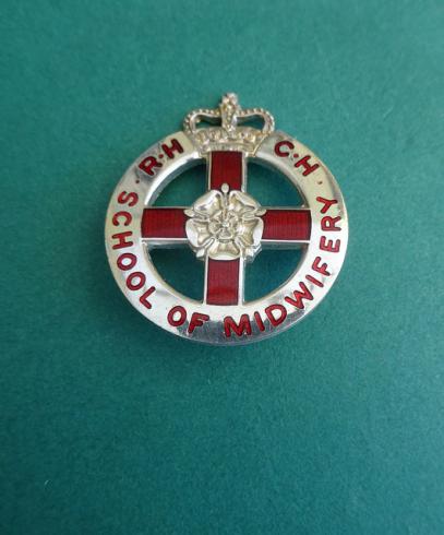 Royal Hampshire County Hospital Winchester, School of Midwifery Badge.