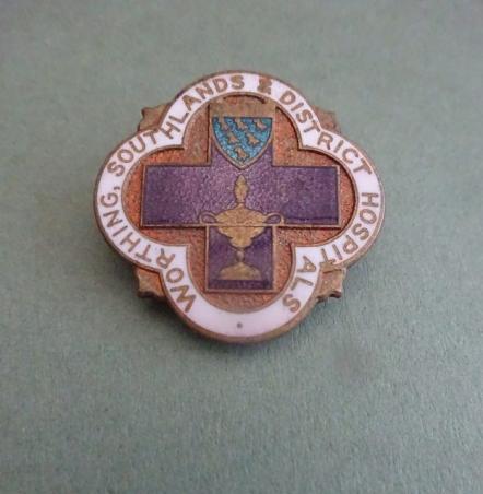 Worthing,Southlands & District Hospitals,Nurses Badge