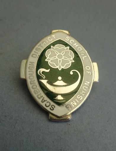 Scarborough District School of Nursing,Silver Enrolled Nurses Badge