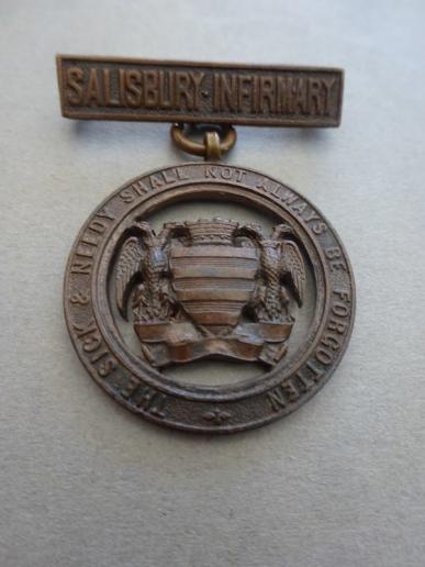 Salisbury Infirmary,Bronze Nurses Pendant badge