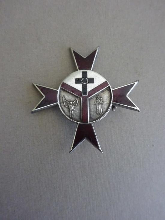 Daughters of the Cross of Liege School of Nursing,Silver Nurses Badge