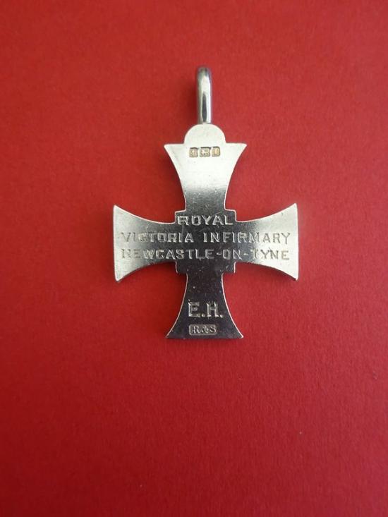 Royal Victoria Infirmary,Newcastle on Tyne. Nurses Silver 1911 Coronation commemorative Medal