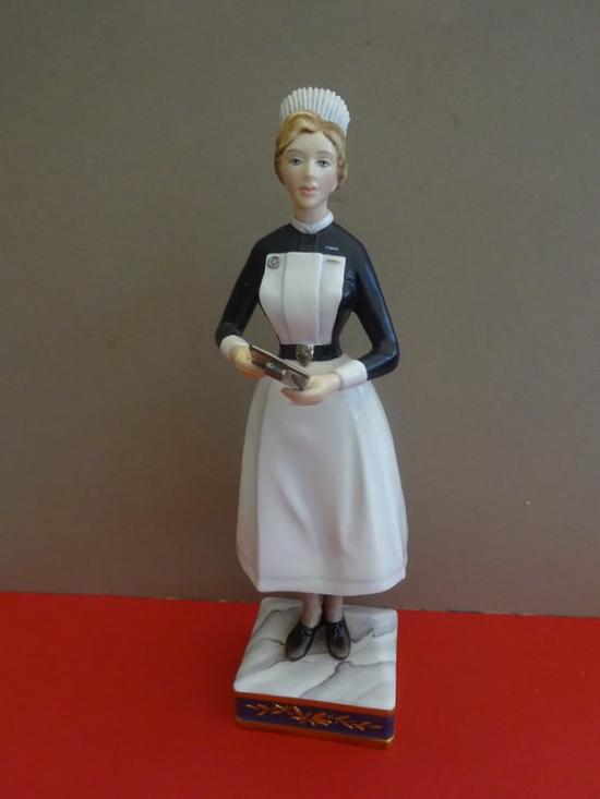 Royal Worcester Figurine,Nursing Sister University College Hospital