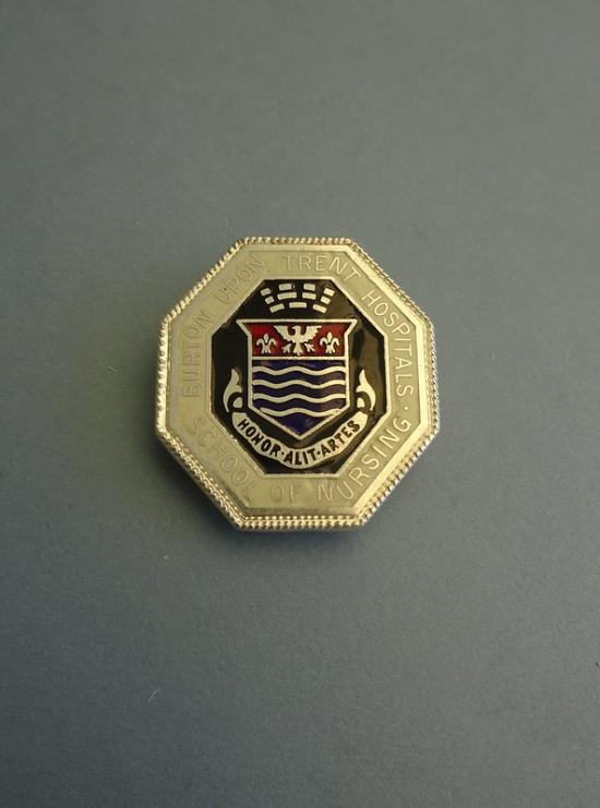 Burton Upon Trent Hospitals School of Nursing,silver Nurses Badge