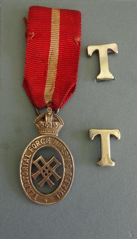 Territorial Force Nursing Service,Tippet Badge & T's