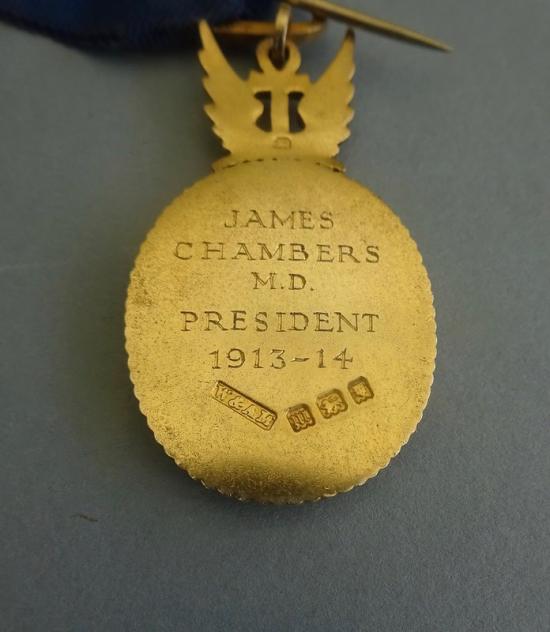 Royal Medical Psychological Association, Silver gilt Past Presidents medal