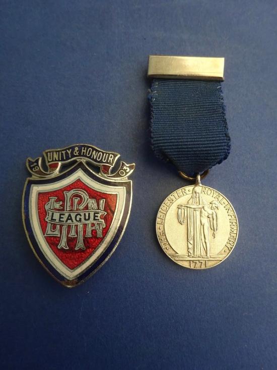 Leicester Royal Infirmary, Nurses League & Silver prize medal pair