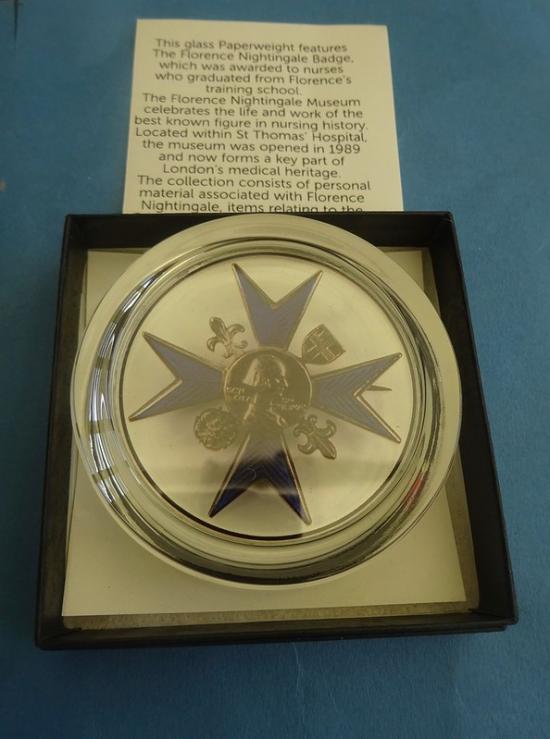 Florence Nightingale badge,St Thomas's Glass paperweight