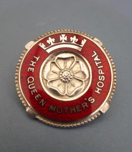 The Queen Mother's Maternity Hospital Glasgow, silver midwifery badge