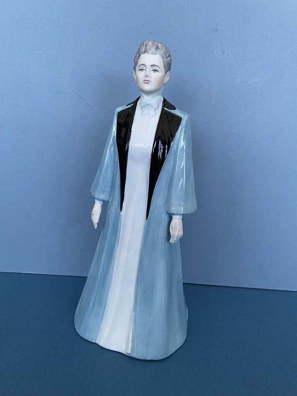 Coalport Figurine,Nurse Edith Cavell