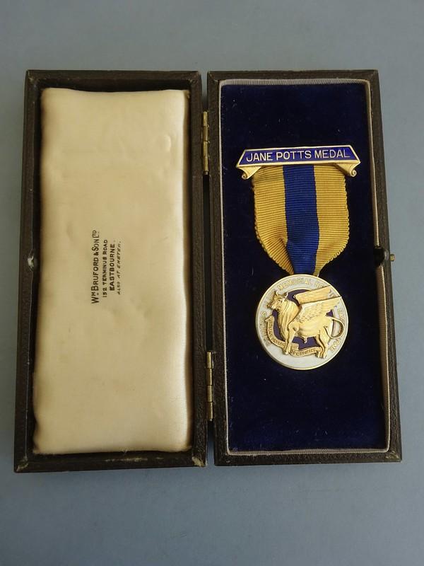 Princess Alice Memorial Hospital Eastbourne,Jane Potts Medal,Silver gilt prize medal