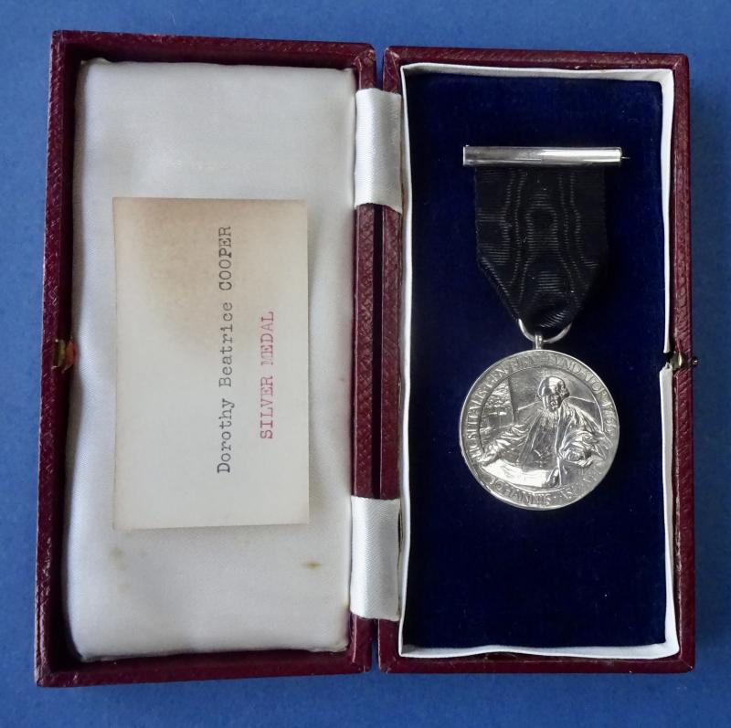 Birmingham General Hospital,cased Silver Nurses Prize badge 1950.