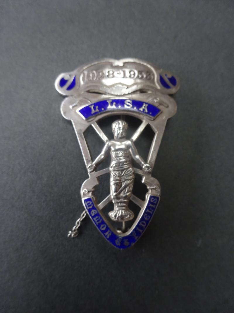 Liverpool Ladies Sanitary Association, silver Badge