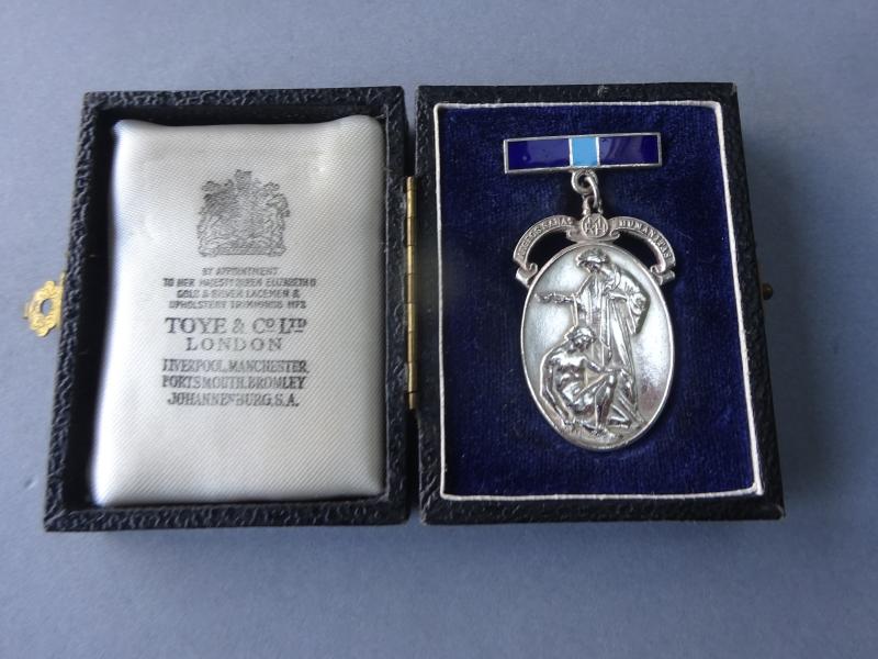 Royal Masonic Hospital ,silver Nurses Badge