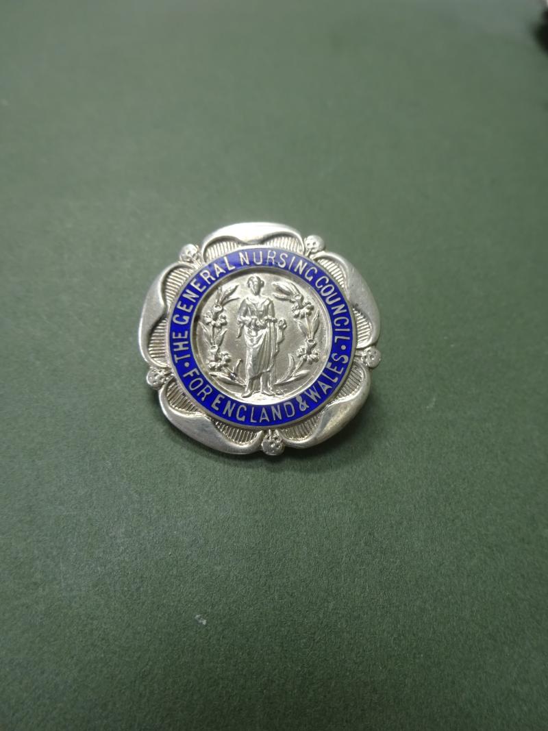 General Nursing Council For England & Wales,Silver SRN/RFN Badge