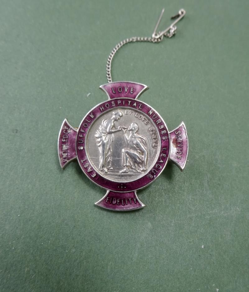 East Suffolk Hospital Nurses League, Silver Members Badge