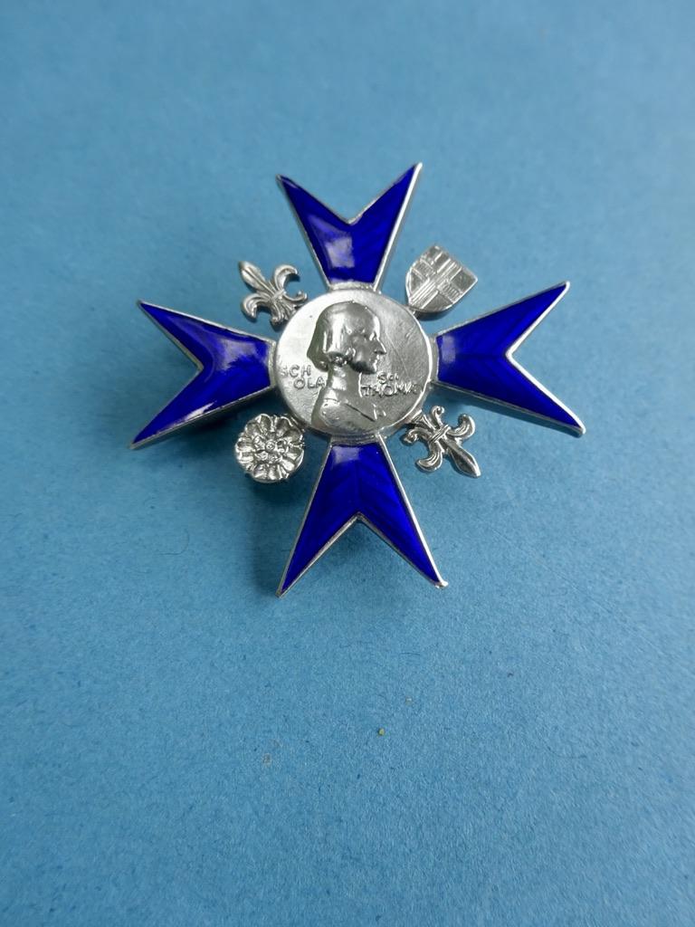 Nightingale School of Nursing St Thomas's Hospital,Silver Nurses Badge(Evelyn J Blencowe)