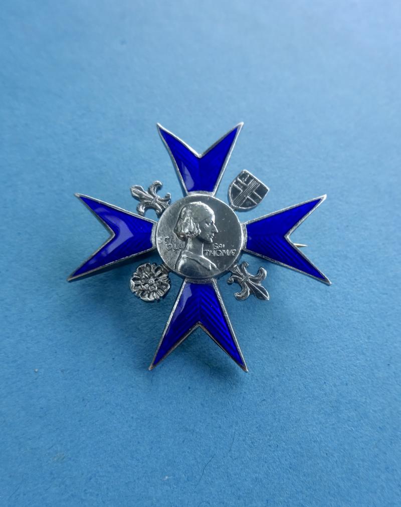 Nightingale School of Nursing St Thomas's Hospital,Silver Nurses Badge(Joan M Sankey)