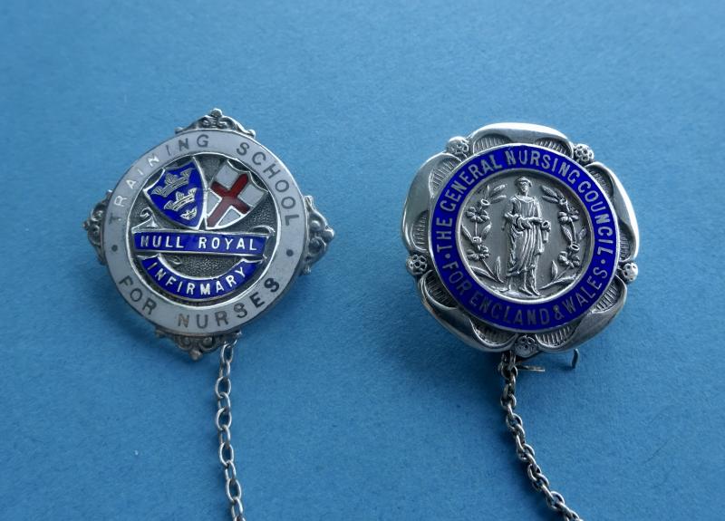 Hull Royal Infirmary Training School for Nurses/ General Nursing Council For England & Wales,Silver pair of badges