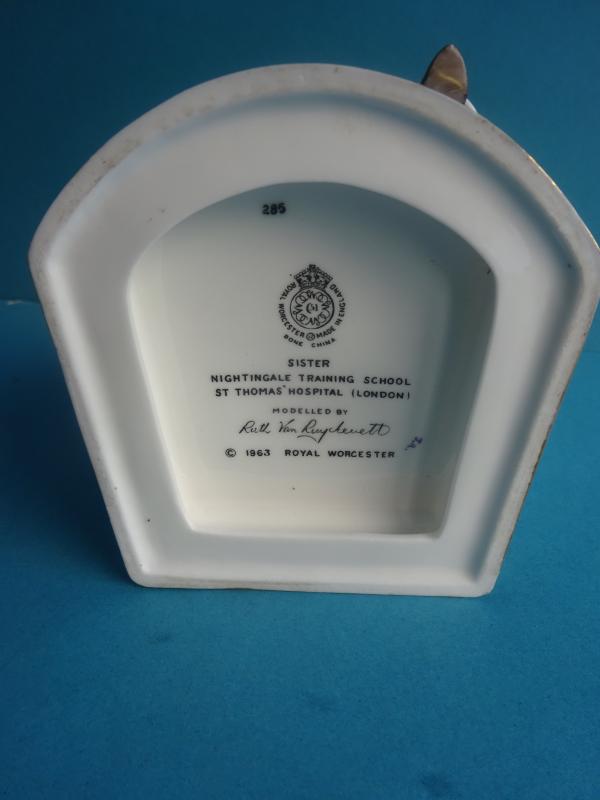 Royal Worcester Figurine, Nursing Sister St Thomas' Hospital