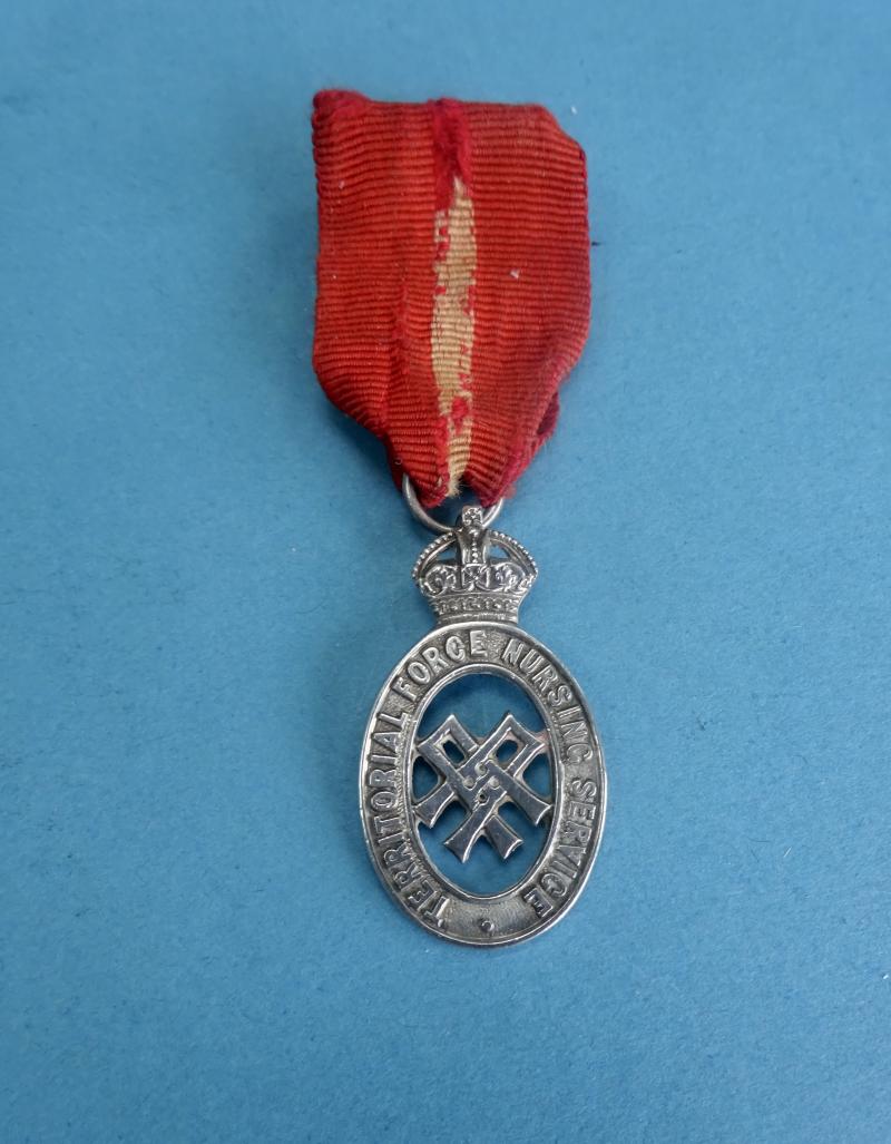 Territorial Force Nursing Service,Silver Tippet Badge