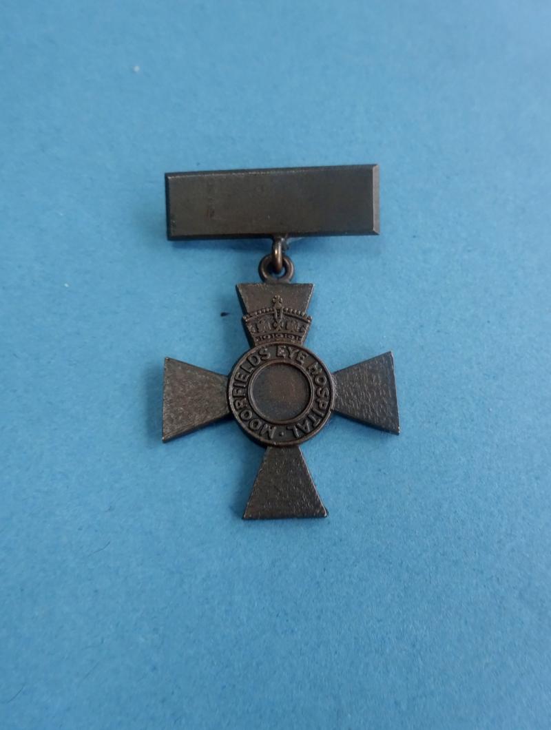 Moorfields Eye Hospital, Miniature Nurses badge