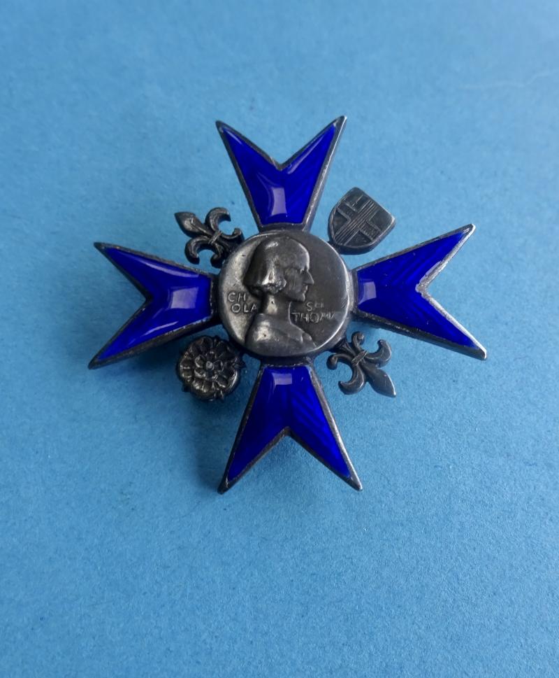 Nightingale School of Nursing St Thomas's Hospital,Silver Nurses Badge(Diana M Bailey) & GNC Badge