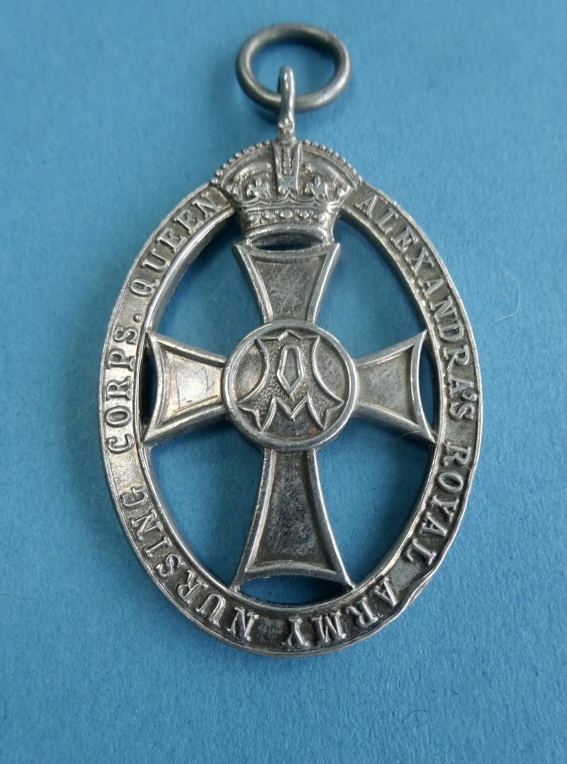 1949-52 Queen Alexandra's Royal Army Nursing Corps,Silver Nurses Tippet Badge