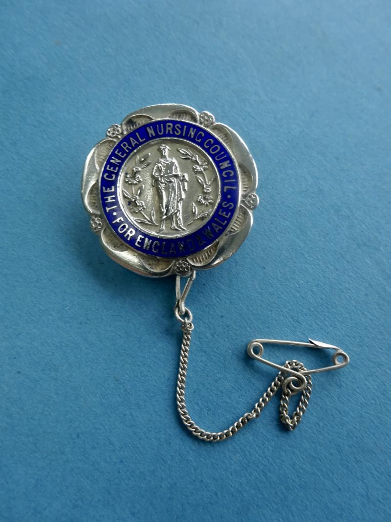 General Nursing Council For England & Wales,Silver SRN Badge