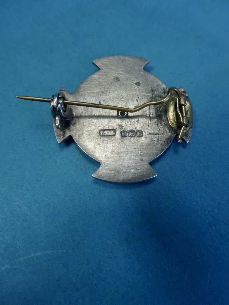 London County Council, New End Hospital, Silver Nurses Badge